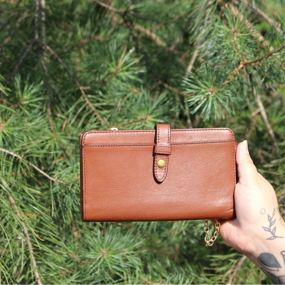 Fossil Tab Leather Clutch